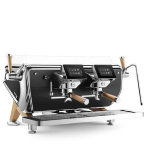 Astoria Storm
Machine traditionnelle